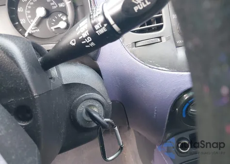 2006 Kia Rio Lx z USA, uszkodzony, nr VIN KNADE123466152902